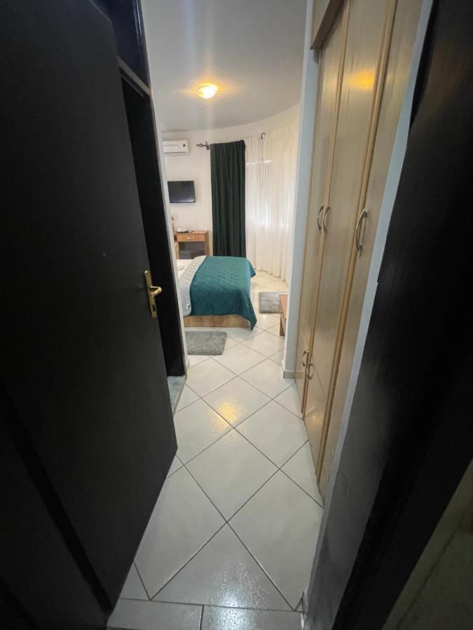 Guest House-Md 巴尔 外观 照片